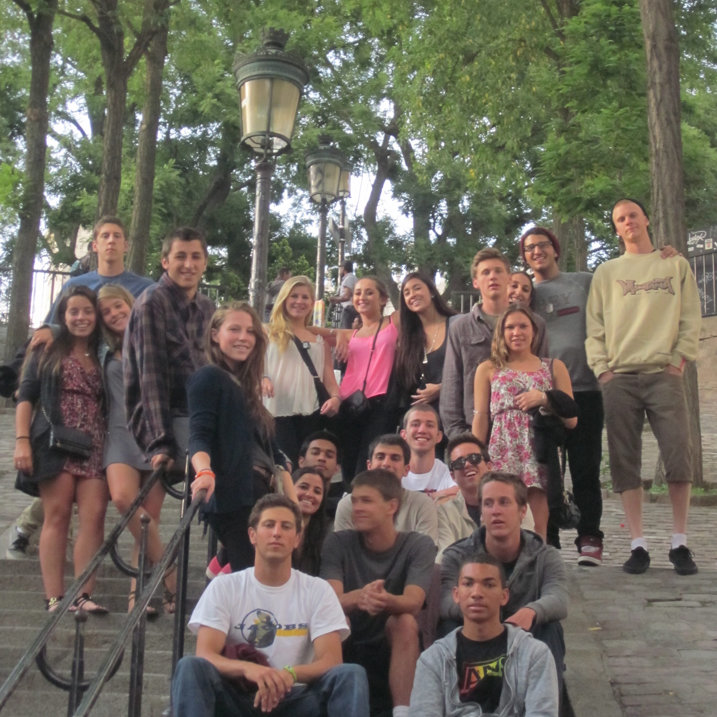 Twintig group montmartre steps